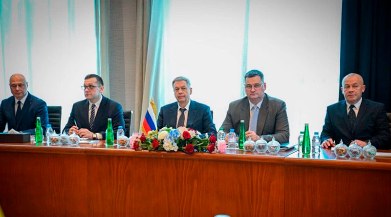 Первый день переговоров в Абу Даби