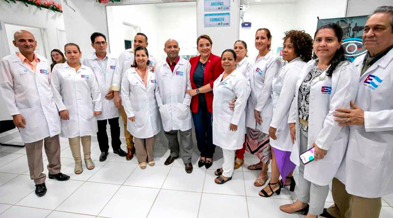 Кубинские медработники