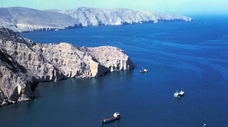 Ормузский пролив