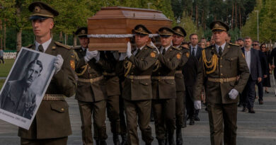 Перезахоронение Евгения Коновальца: полная хронология событий