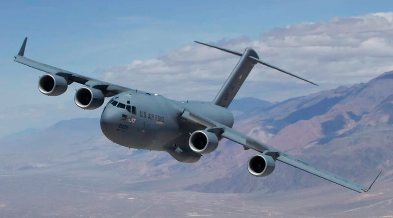 Директор ЦРУ Рэтклифф посетил Москву: C-17 ВВС США прибыл во Внуково из Риги