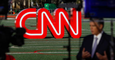 Друзья Трампа купили CNN